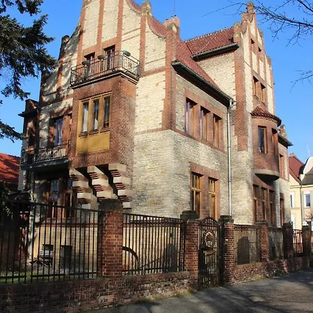 Vila Kourimka Vila Arch.fanty * Podebrady