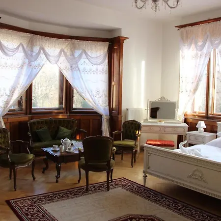 Vila Kourimka Vila Arch.fanty * Poděbrady