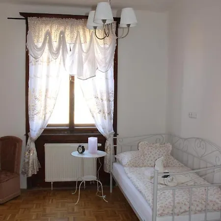 Guest house Vila Kourimka Vila Arch.fanty