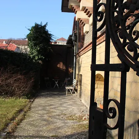 Guest house Vila Kourimka Vila Arch.fanty Podebrady